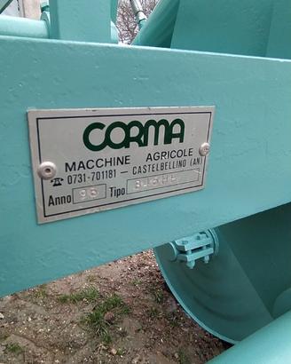 Aratro bivomere carrellato