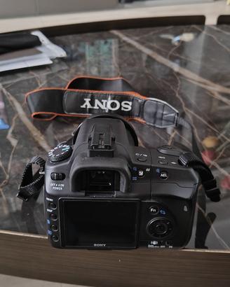 macchina fotografica Sony -DSLR-a200 -