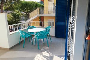 Grazioso appartamento mare disp giugno e settembre