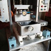 Confezionatrice sigillatr. vassoi sottovuoto