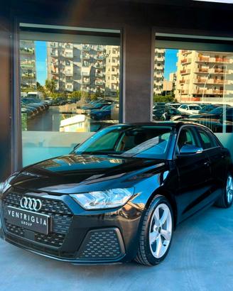 Audi A1 SPB 30 TFSI S tronic Identity Black
