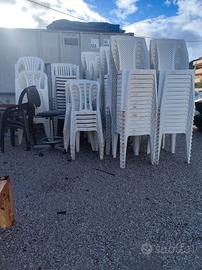 Sedie di plastica