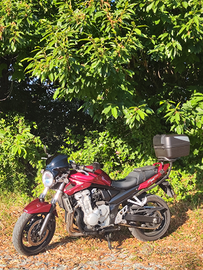 Suzuki GSF Bandit 650 N K8