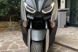 Yamaha XMAX 300