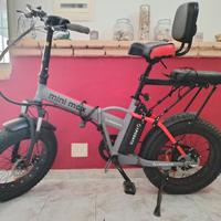 Fat E-Bike pieghevole Argento Minimax 