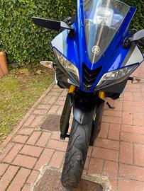 YAMAHA YZF-R125