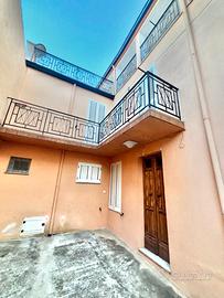 Casa indipendente con corte Bultei