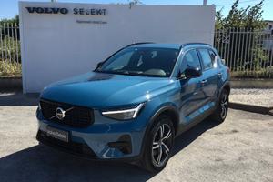 Volvo XC40 B3 automatico Plus Dark