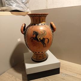 Anfora ispirata a ceramica Greca 