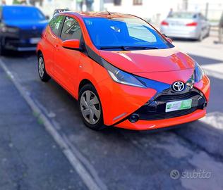 TOYOTA Aygo 1.0 VVT-i 69 CV UNICO PROPRIETARIO!