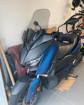 Yamaha Xmax 400