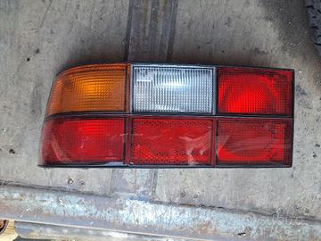 FARO POSTERIORE SINISTRO PORSCHE 924-944 COUPè-