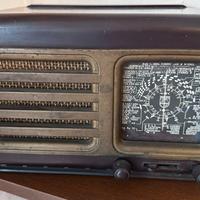 Radio d’epoca Philips BI 281 U in bachelite