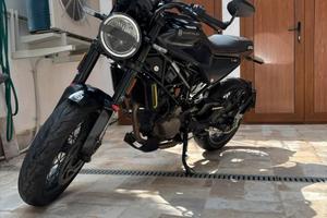 Husqvarna Svartpilen 125