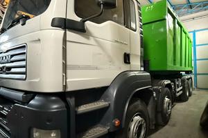 Man TGA 41-480 8x4 impianto scarrabile