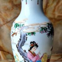 Vaso cinese bianca in porcellana  "eggshell"