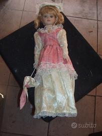 Bambola vintage piccola gemma anni 70