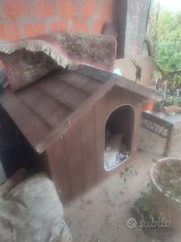 cuccia cani taglia grande..solo da pulire 