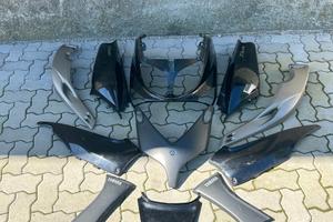 Kit carene Tmax nero lucido 12 pezzi USATE N101