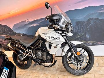 TRIUMPH TIGER 800 XR