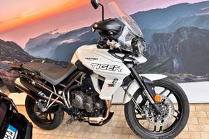 TRIUMPH TIGER 800 XR