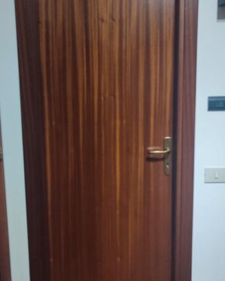 Porte in legno, NO CARTONE....