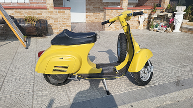 Vespa 50R
