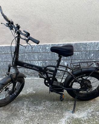 Bici elettrica con pedalata assistita pieghevole