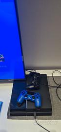  PS4 + due joystick + alcuni giochi