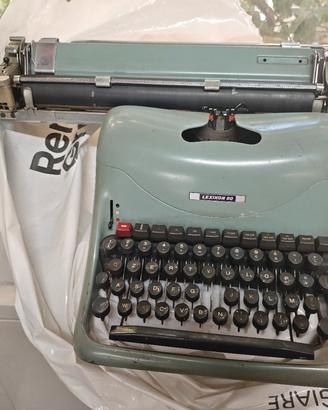 Macchina da scrivere Olivetti Lexikon 80 vintage 