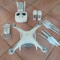Drone DJI Phantom 4 + Zaino