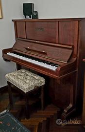 Pianoforte verticale svizzero del 1920