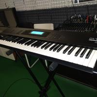 Korg 01W/fd + Arranger Roland E35 + Opzional