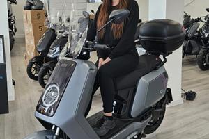 SCOOTER ELETTRICO NIU NQIX 150 L1 50ino ECOBONUS 2