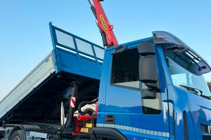 Iveco  Eurocargo ribaltabile e gru