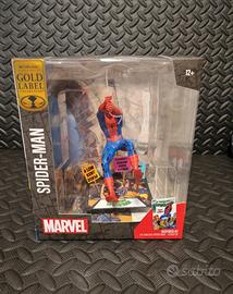 Spider Man Action Figure The Amazing + Card - Collezionismo In vendita ...