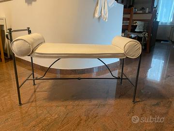 Panchetto in ferro battuto