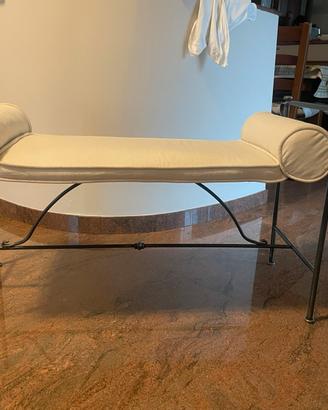 Panchetto in ferro battuto