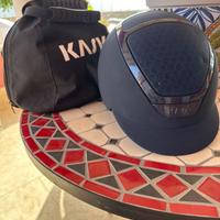 kask blu da equitazione