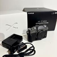 Fujifilm X-T20 mirrorless