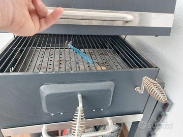 Barbecue griglia come nuovo