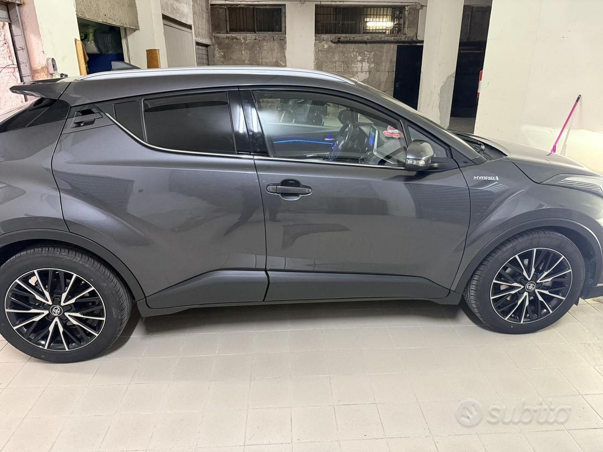 TOYOTA C-HR (2016-2023)