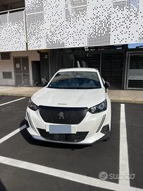 Peugeot 2008 - 2023 - 25 mila km