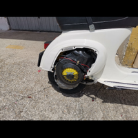 Vespa 50 special elaborata con pezzi originali