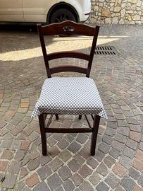 10 Sedie In legno con sedile in paglia e cuscinett