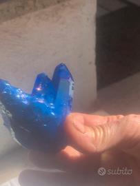 Un grappolo quarzo naturale kristal