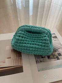 Clutch fatta a mano color tiffany