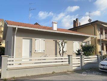 BIFAMILIARE RISTRUTTURATA - Cesenatico Ponente