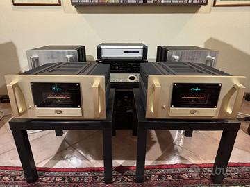 Accuphase M2000
