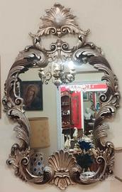 Grande specchio stile Barocco in legno gessato 